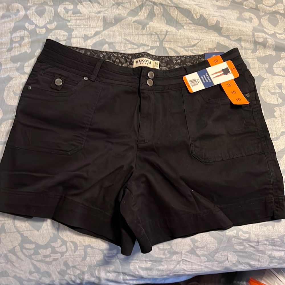 Dakota Blue women shorts